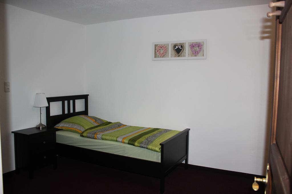 Pension Sonneneck Цвизель Номер фото